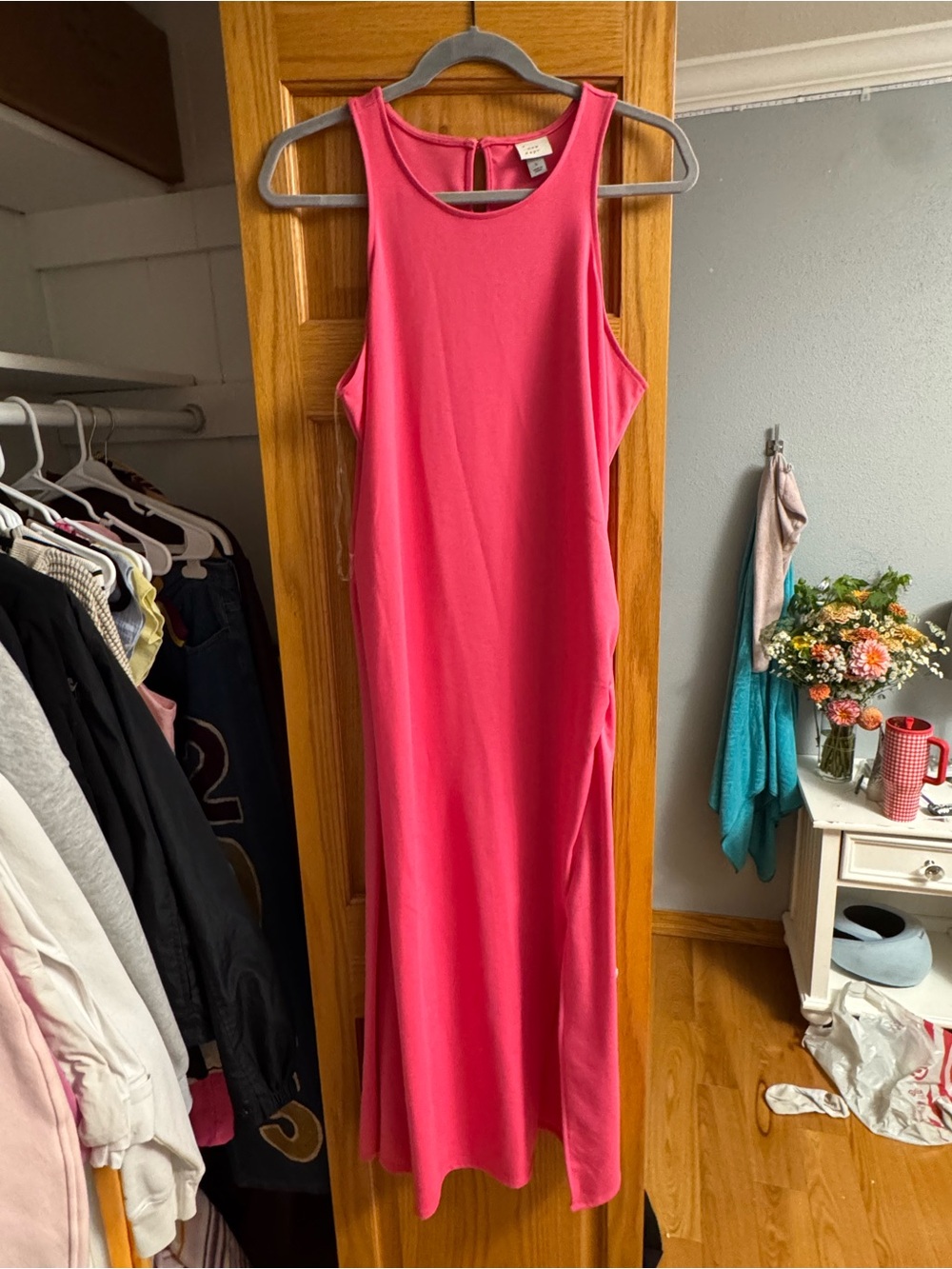 Women’s Sleeveless Fuchsia Maxi Dress
